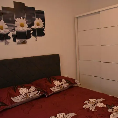 Ferienwohnung Fuer 4 Personen Ca 70 Qm In Zadar, Dalmatien Und Umgebung Apartment Zadar
